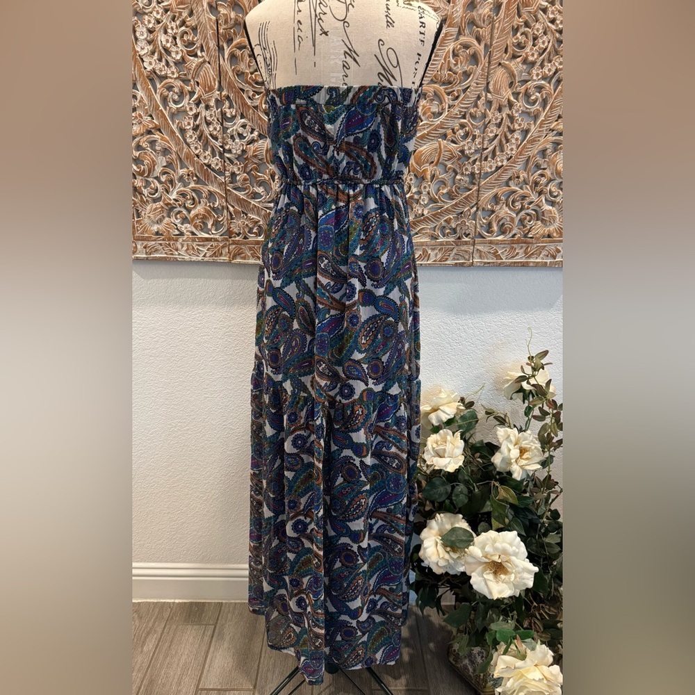 Charming Charlie Strapless Paisley Maxie Dress- size M - Picture 2 of 13